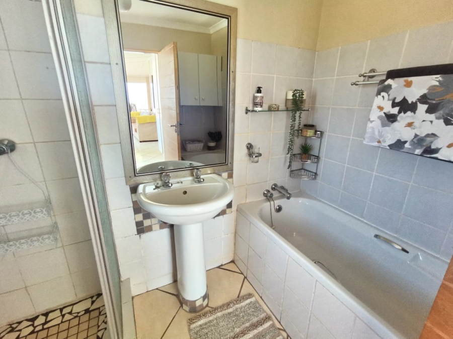 3 Bedroom Property for Sale in De Bakke Western Cape